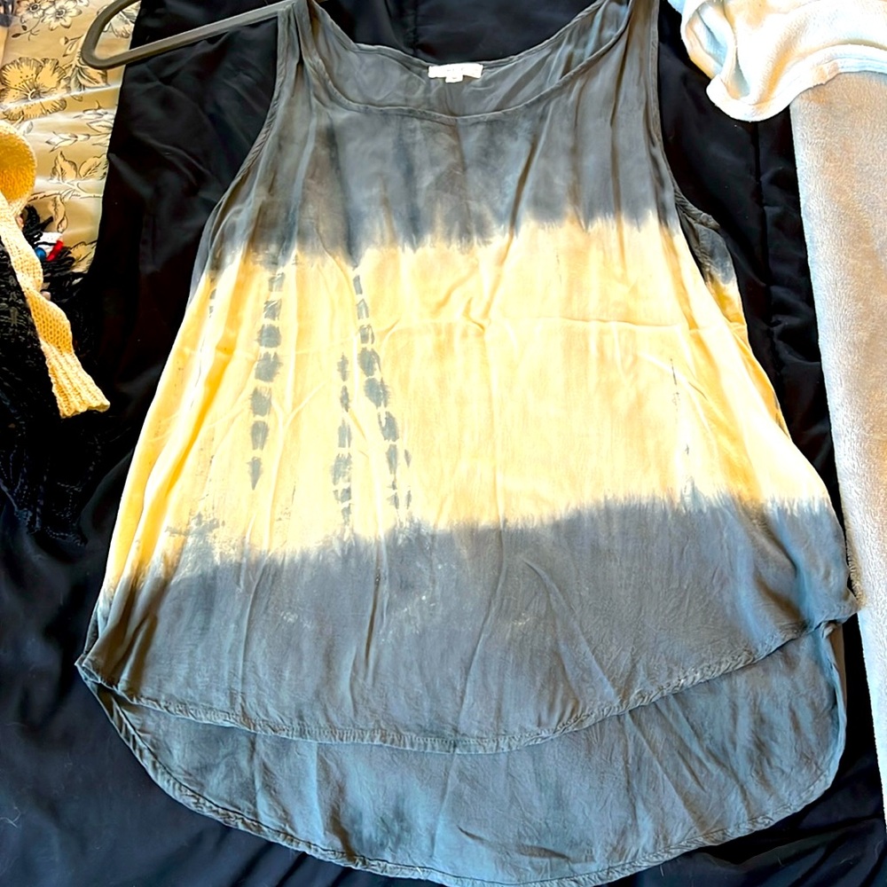 Mine - size M tank.